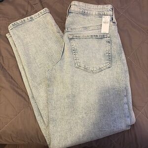 Old Navy Light Wash Denim Jeans